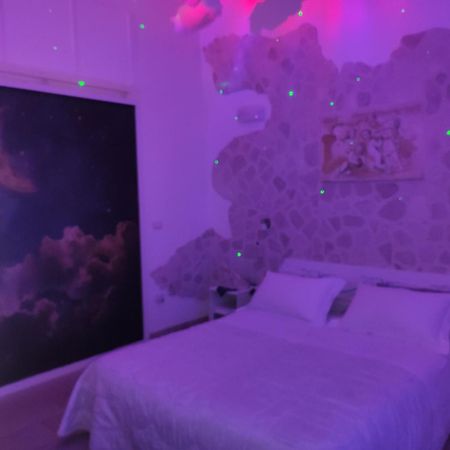 V&M Suite Con Jacuzzi Ostuni Chambre photo