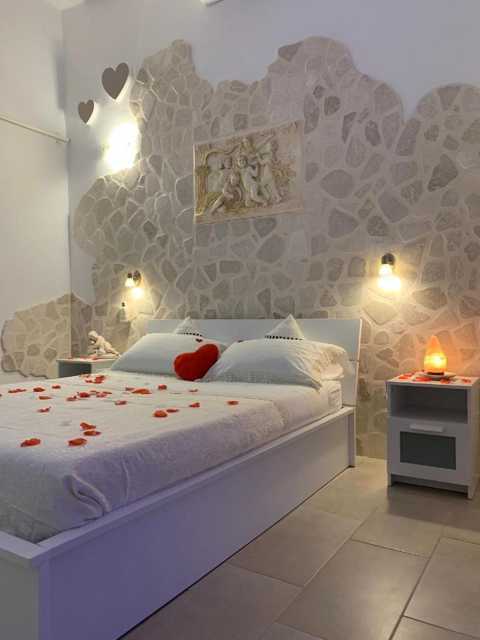 V&M Suite Con Jacuzzi Ostuni Extérieur photo