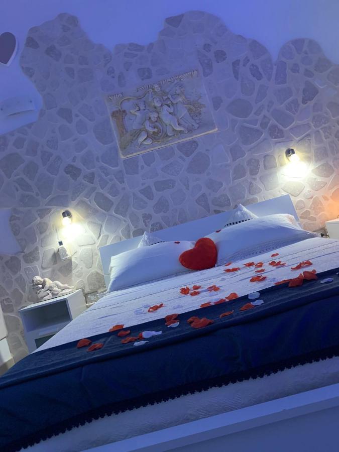 V&M Suite Con Jacuzzi Ostuni Extérieur photo