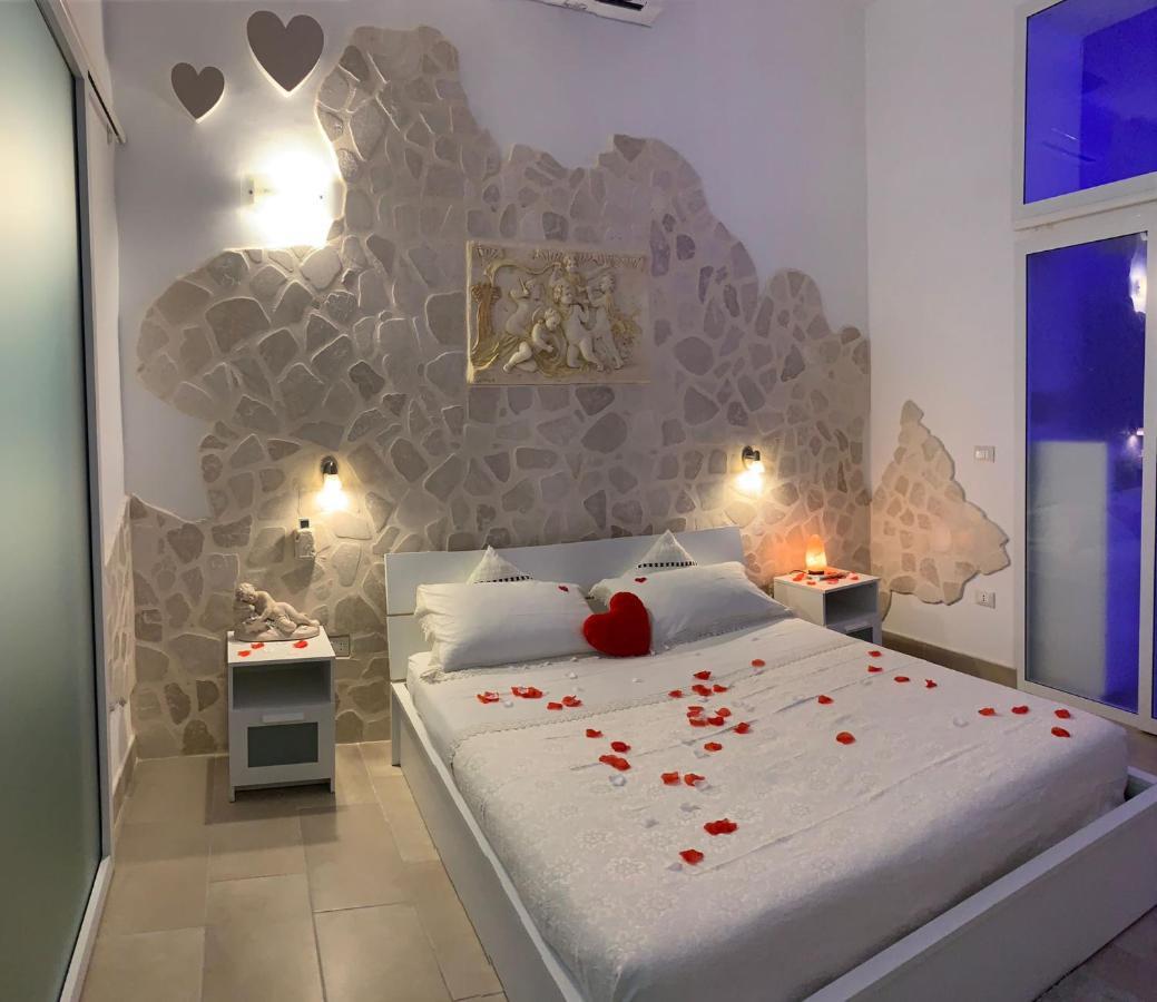 V&M Suite Con Jacuzzi Ostuni Extérieur photo